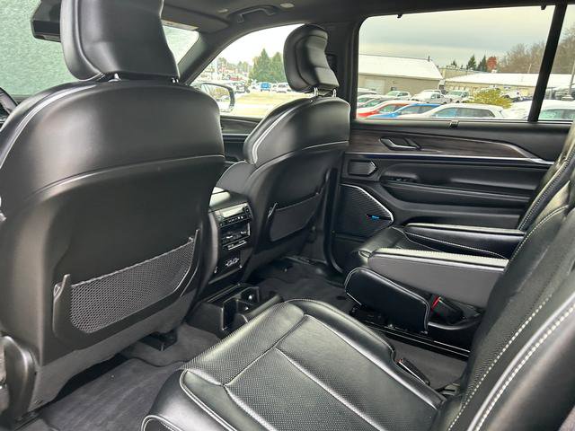 Used 2021 Jeep Grand Cherokee L Overland w/ Luxury Tech Group IV image 10