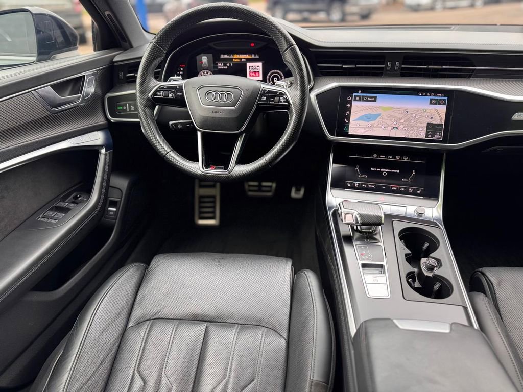 Used 2021 Audi RS 6 AWD/4WD image 23