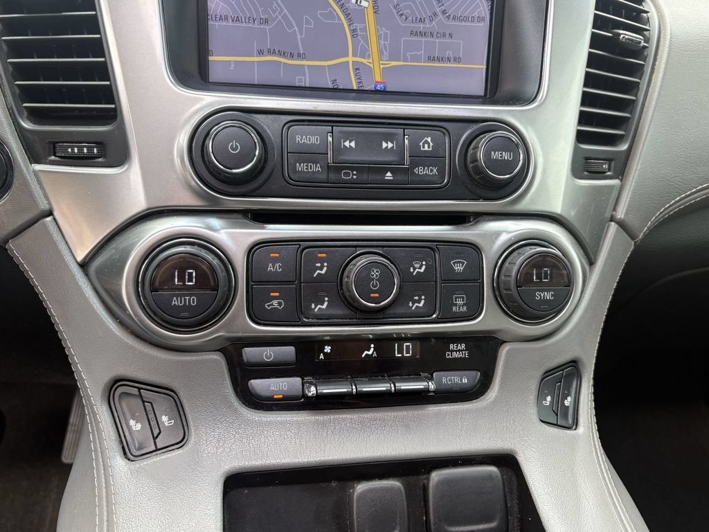 Used 2015 Chevrolet Suburban LT AWD/4WD image 21