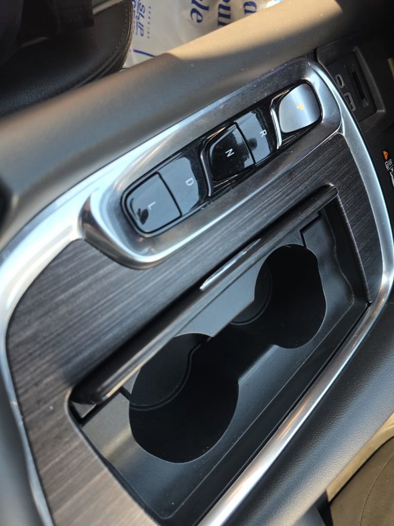 Used 2024 Buick Enclave Avenir w/ Avenir Technology Package image 32