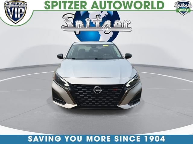 Used 2023 Nissan Altima 2.5 SR FWD image 3