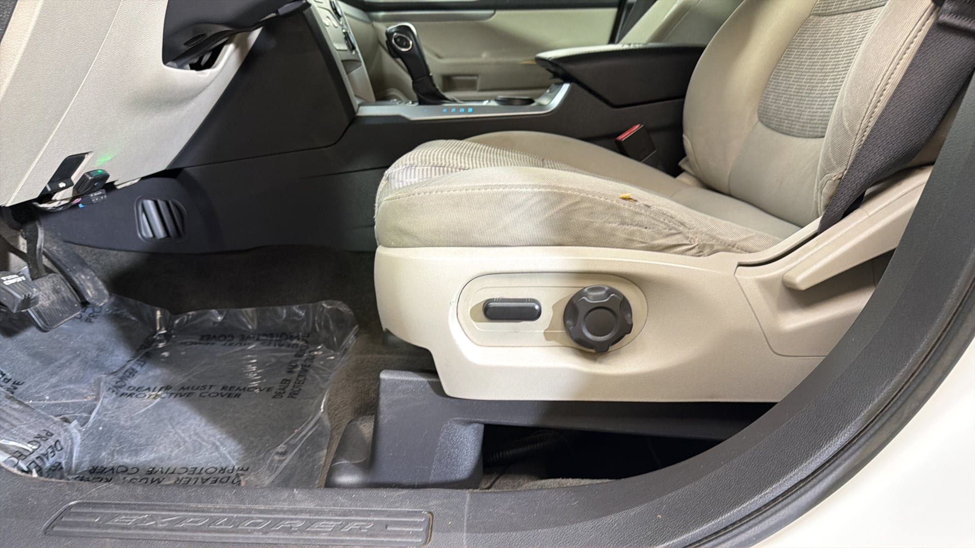 Used 2011 Ford Explorer XLT w/ 201A Rapid Spec Order Code FWD image 20