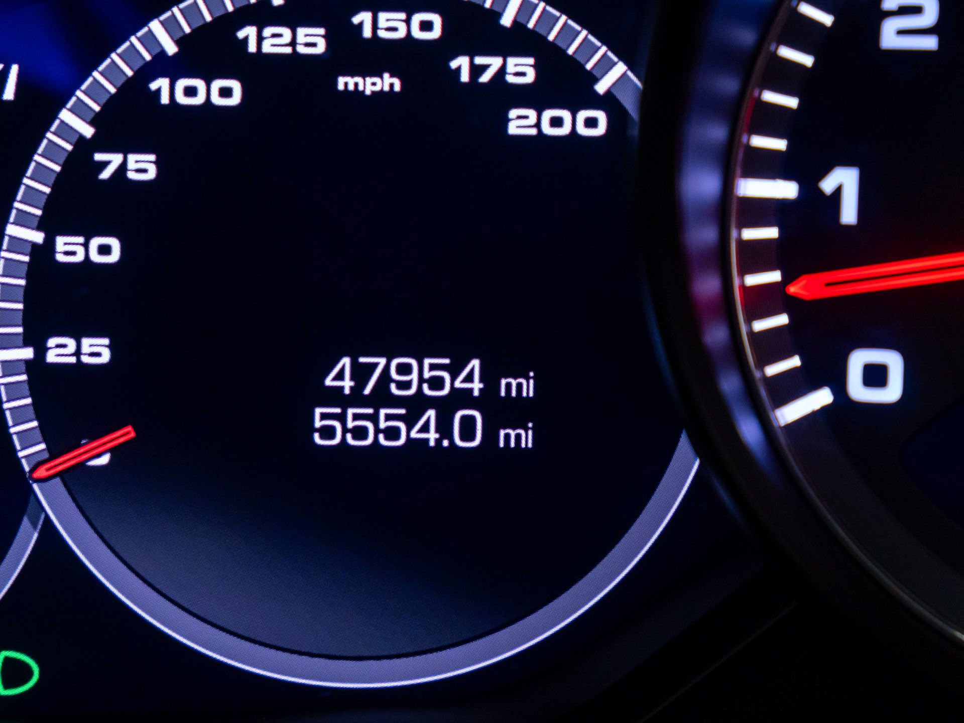 Used 2020 Porsche Cayenne Turbo image 21