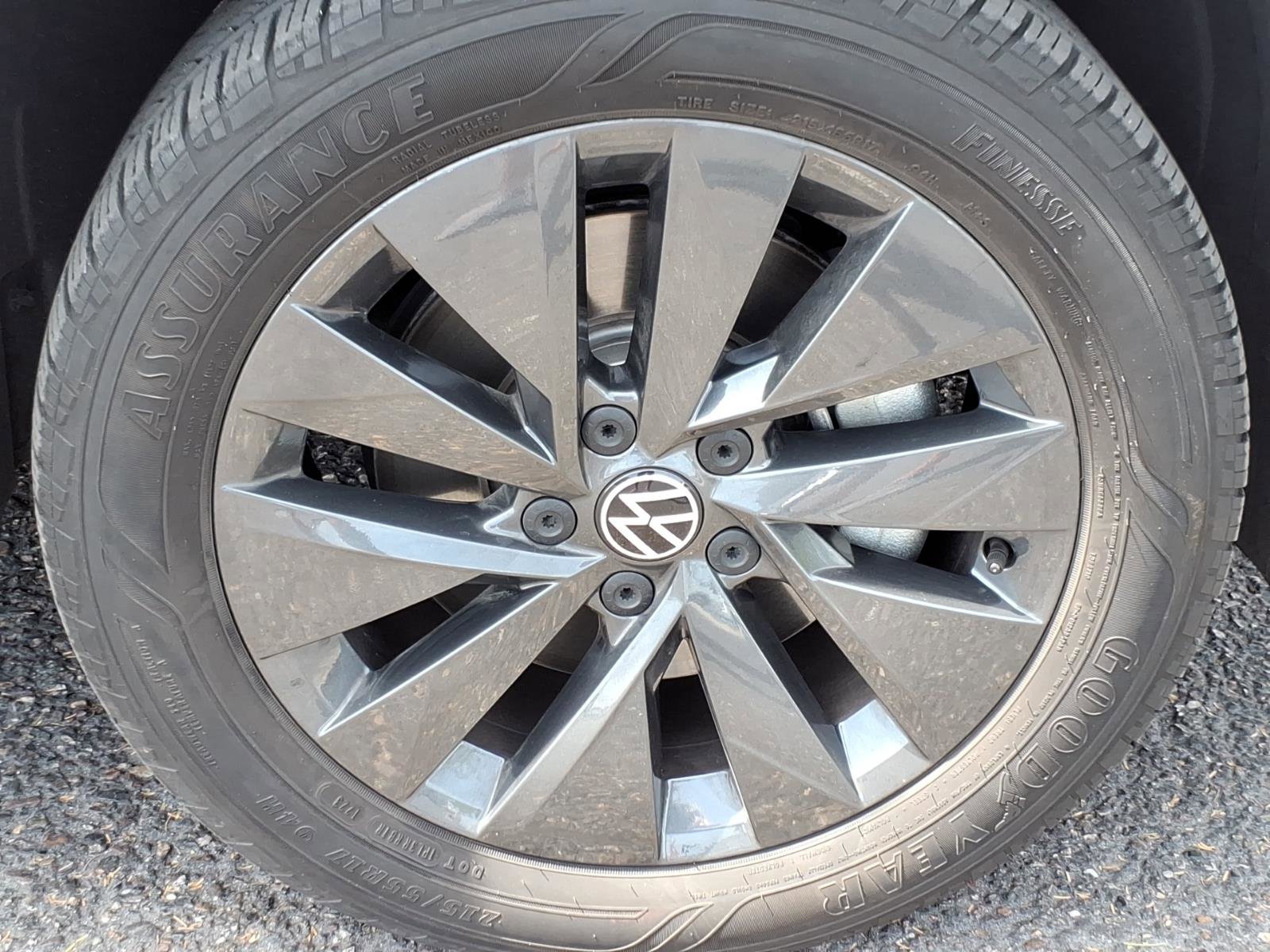 Certified 2023 Volkswagen Taos S w/ IQ Drive S Package image 9