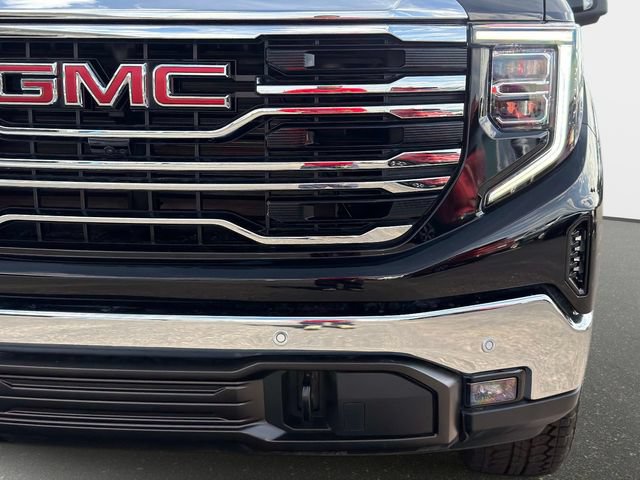New 2026 GMC Sierra 1500 SLT w/ SLT Premium Package AWD/4WD image 9