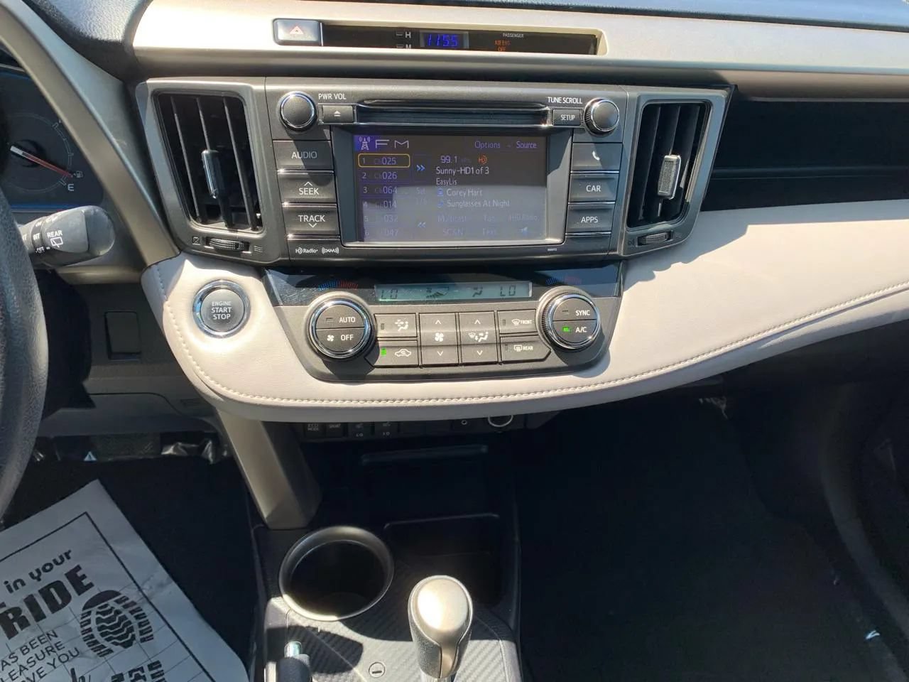 Used 2013 Toyota RAV4 Limited AWD/4WD image 12