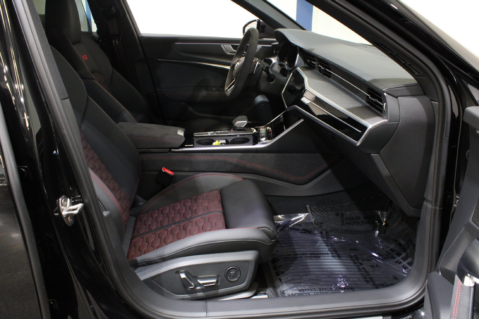 Used 2025 Audi RS 6 performance AWD/4WD image 21