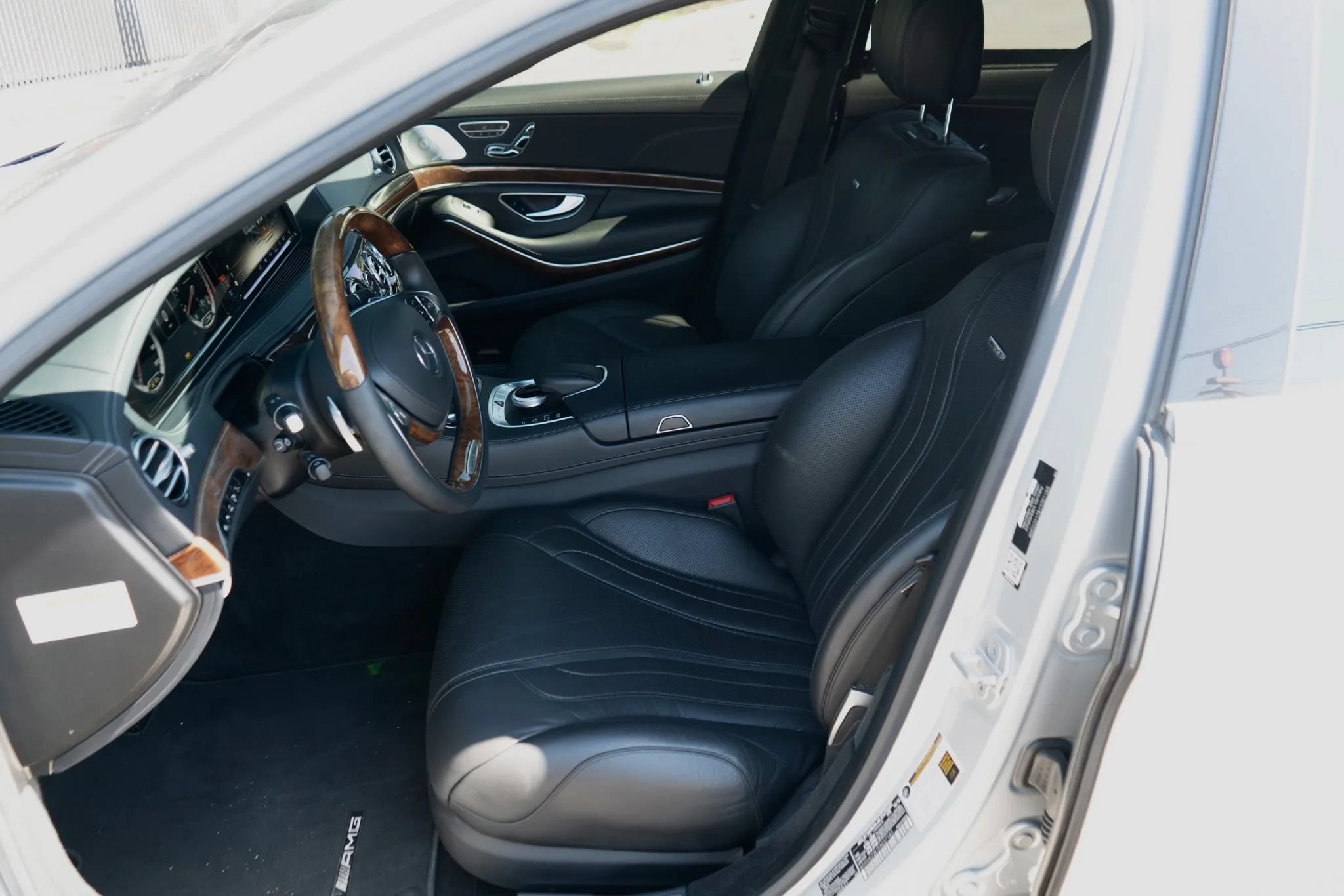 Used 2014 Mercedes-Benz S 63 AMG 4MATIC Sedan image 41