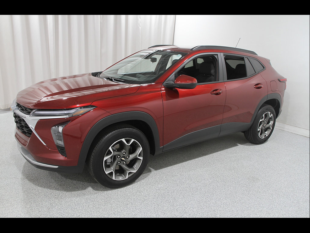 Certified 2024 Chevrolet Trax LT w/ Driver Confidence Package FWD image 3