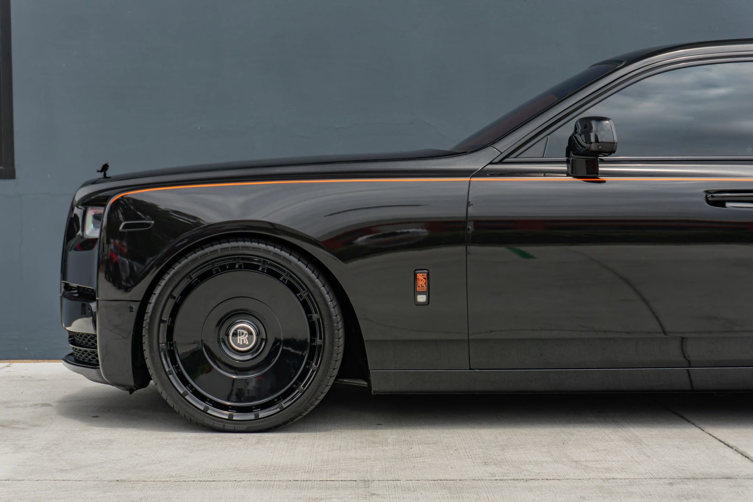 Used 2018 Rolls-Royce Phantom Sedan RWD image 16