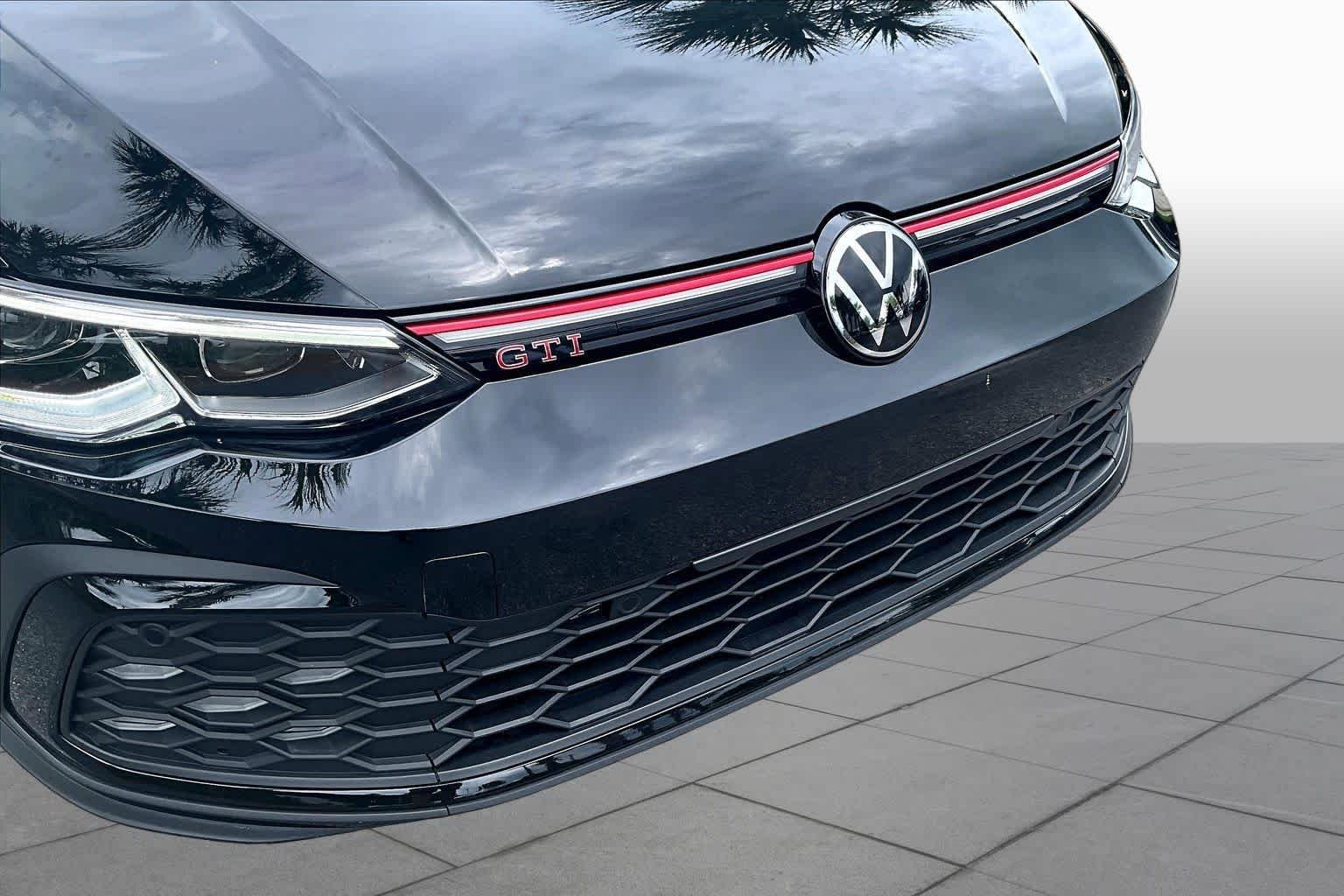 Used 2024 Volkswagen GTI Autobahn FWD image 29