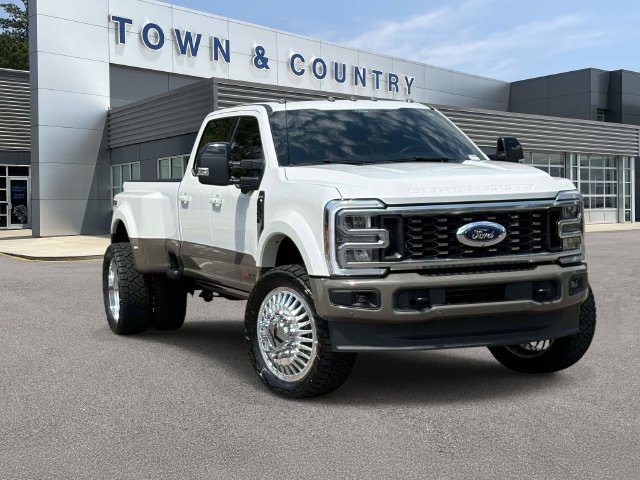 Used 2026 Ford F450 King Ranch w/ FX4 Off-Road Package AWD/4WD image 1