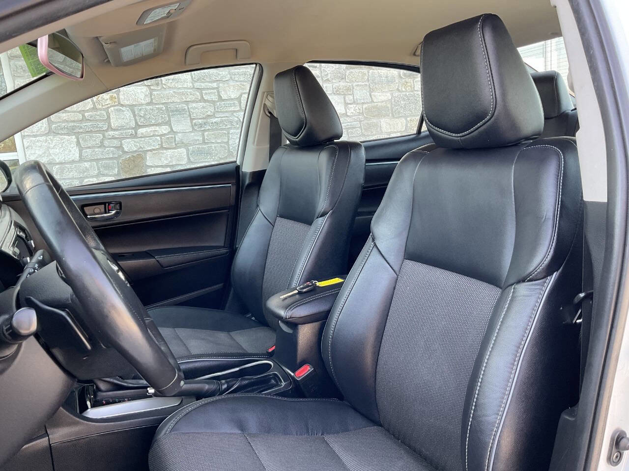 Used 2016 Toyota Corolla S image 15