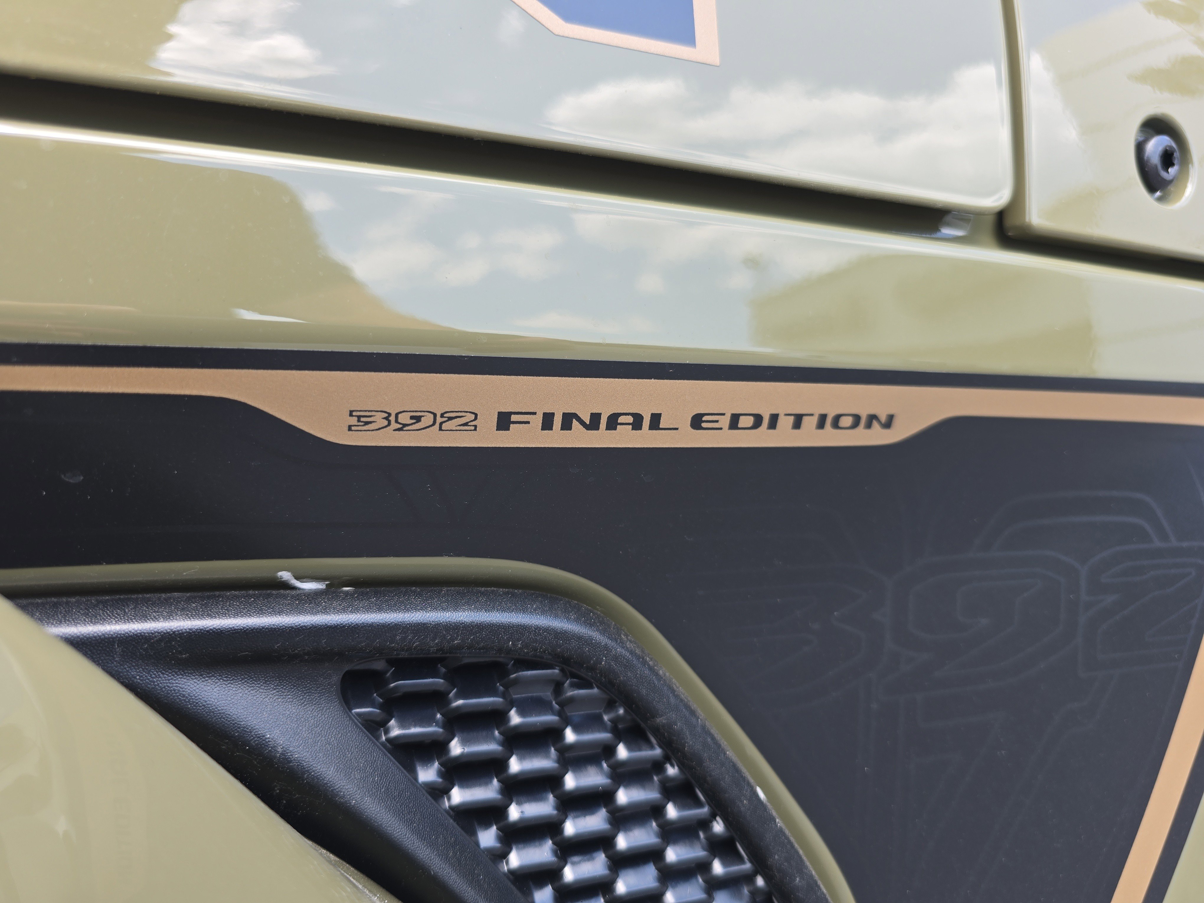 New 2025 Jeep Wrangler Unlimited Rubicon 392 image 12