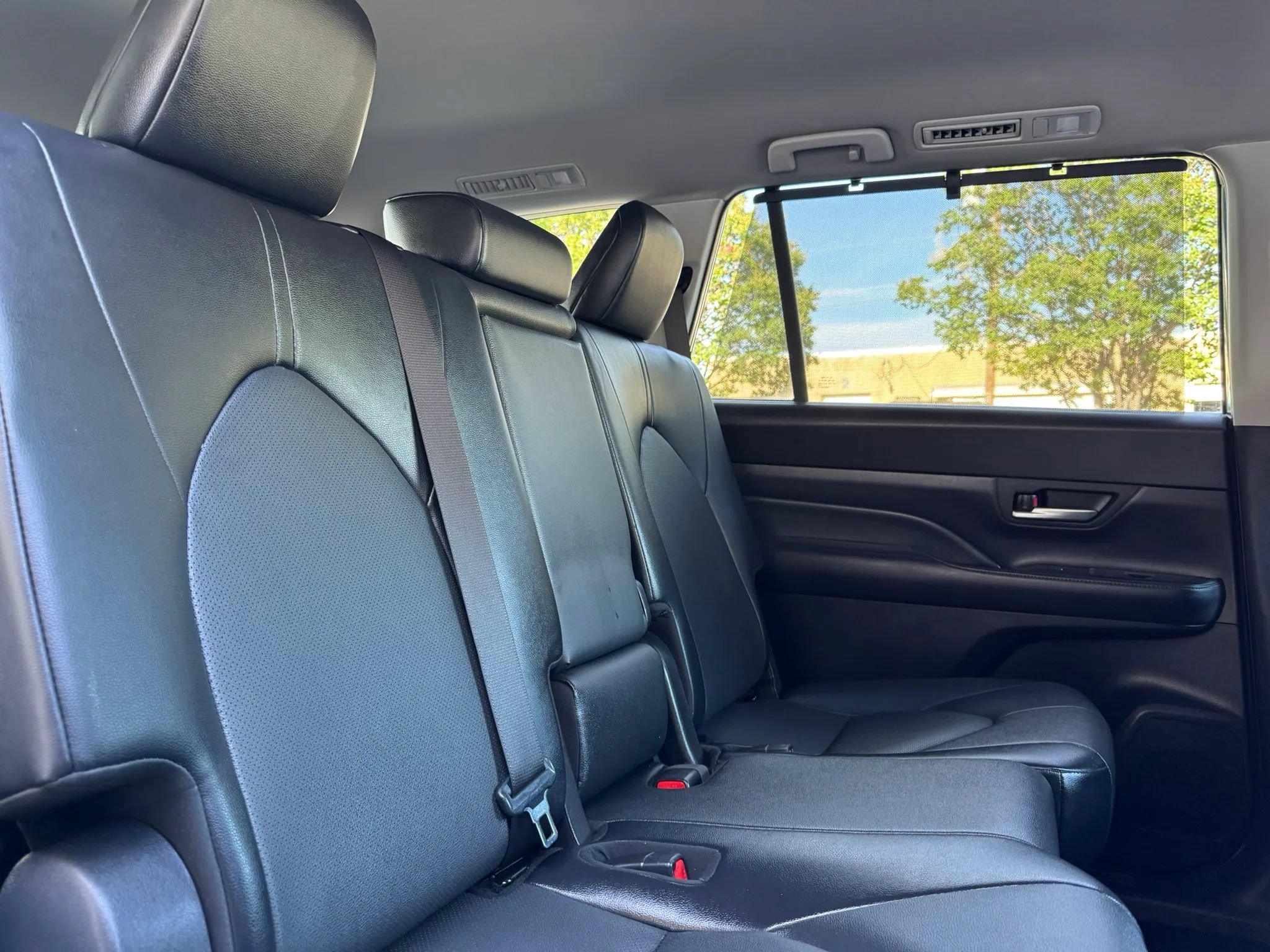 Used 2024 Toyota Grand Highlander FWD image 32