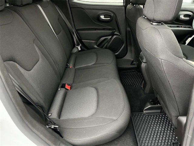 Used 2023 Jeep Renegade Latitude image 26