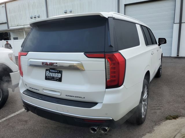 Used 2021 GMC Yukon XL Denali w/ Denali Premium Package image 4