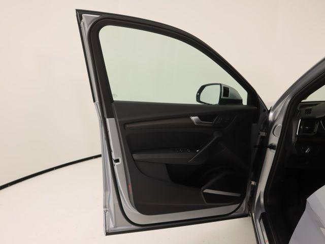 Certified 2023 Audi Q5 2.0T Premium Plus w/ Premium Plus Package AWD/4WD image 10