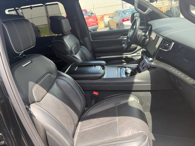 Used 2024 Jeep Grand Wagoneer L Series II w/ Quick Order Packagew 28T AWD/4WD image 30