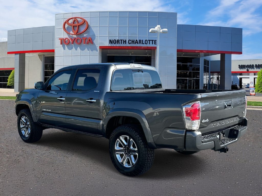 Used 2017 Toyota Tacoma Limited w/ Tow Package AWD/4WD image 4
