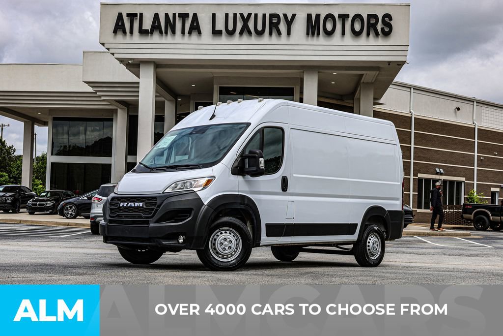 Used 2025 RAM ProMaster 2500 w/ Convenience Group FWD image 3