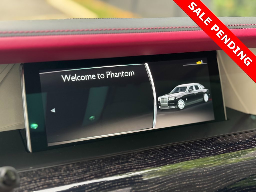 Used 2023 Rolls-Royce Phantom Sedan image 20