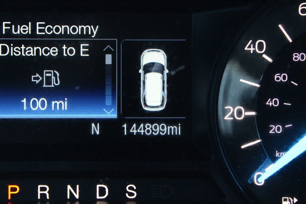 Used 2018 Ford Explorer XLT image 34