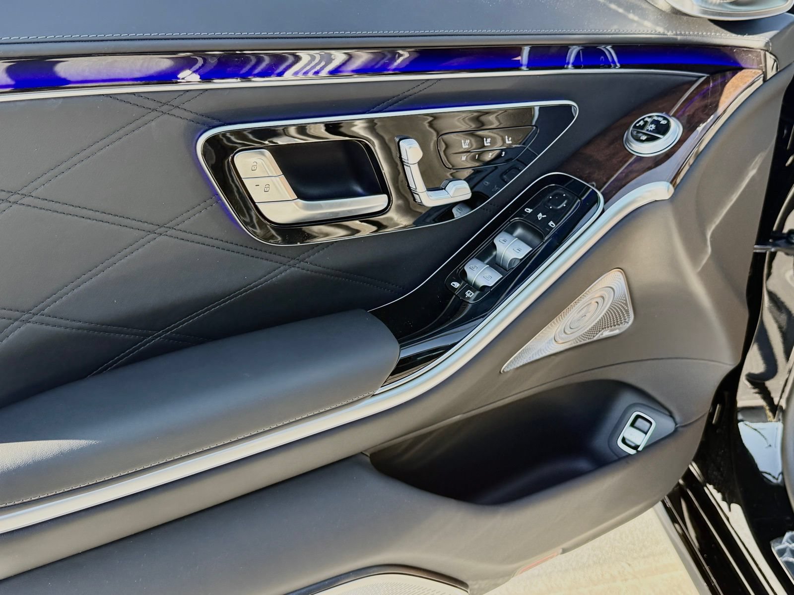 New 2026 Mercedes-Benz Maybach S 580 4MATIC image 14
