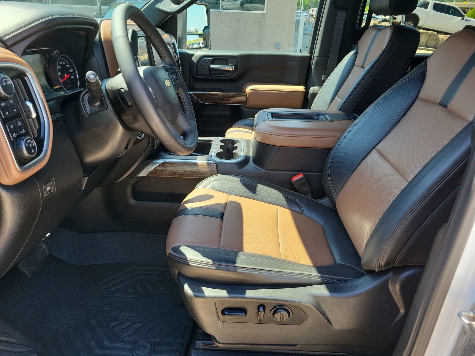 Certified 2021 Chevrolet Silverado 2500 High Country AWD/4WD image 18