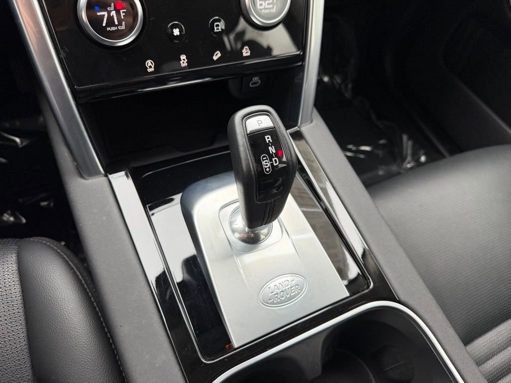 Used 2023 Land Rover Discovery Sport SE image 26