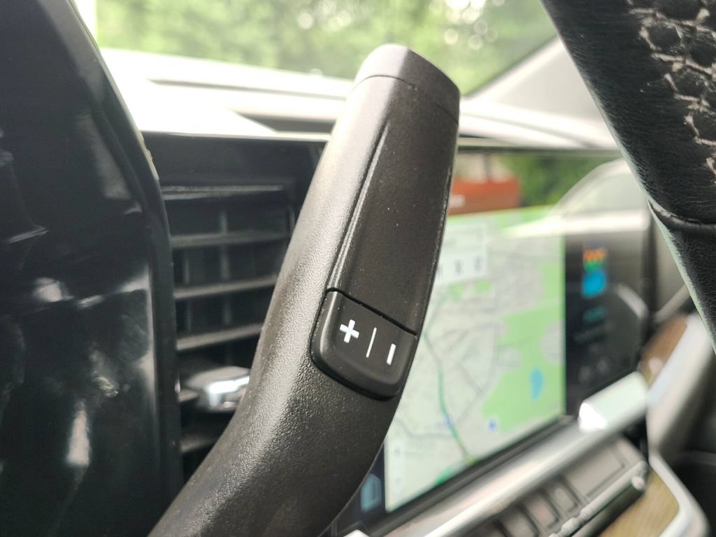Used 2022 Chevrolet Silverado 1500 LT AWD/4WD image 26