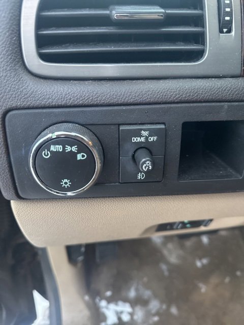 Used 2013 GMC Yukon XL Denali image 31