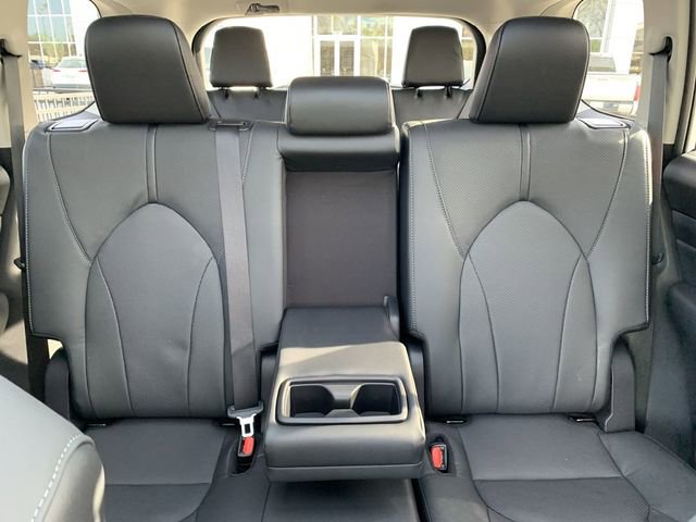 Used 2026 Toyota Grand Highlander Limited image 32