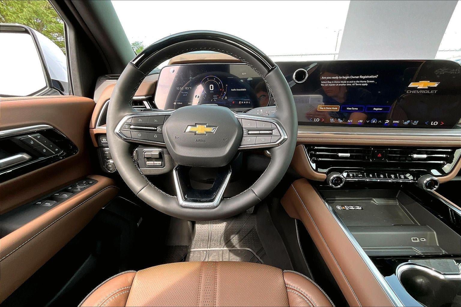 New 2026 Chevrolet Suburban High Country AWD/4WD image 14