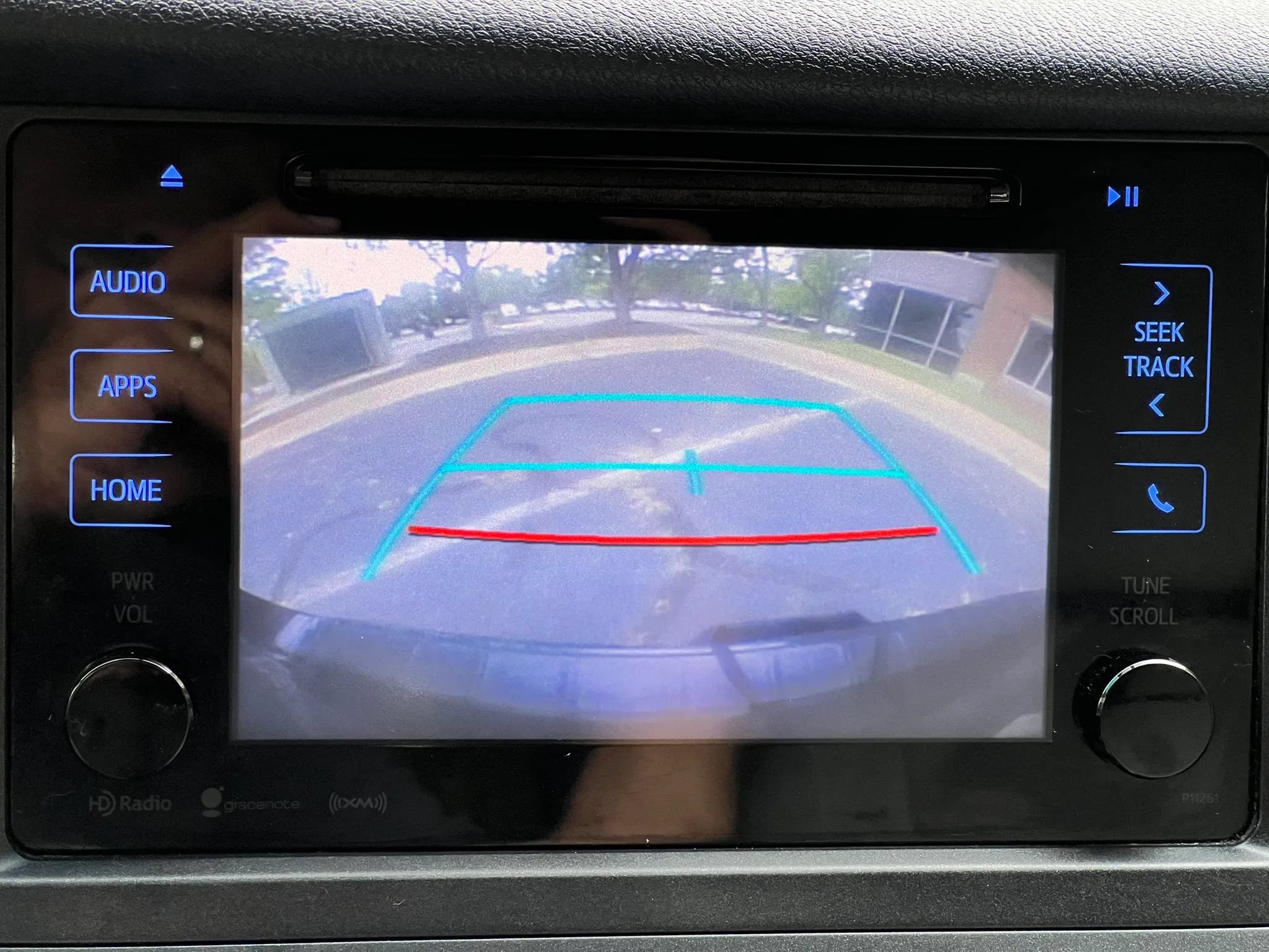 Used 2017 Toyota Sienna LE w/ Protection Package AWD/4WD image 28