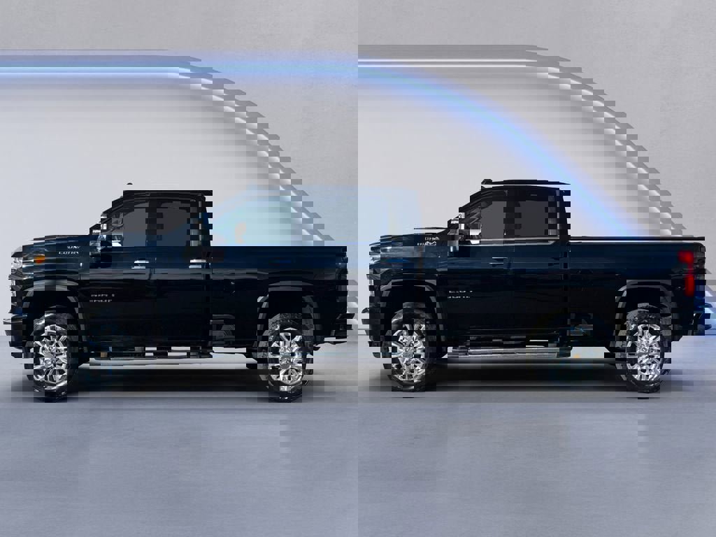 Used 2023 Chevrolet Silverado 2500 High Country w/ Z71 Off-Road Package image 2