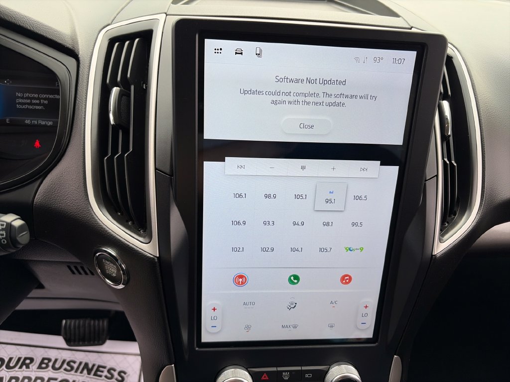 Used 2024 Ford Edge SE w/ Black Appearance Package AWD/4WD image 19