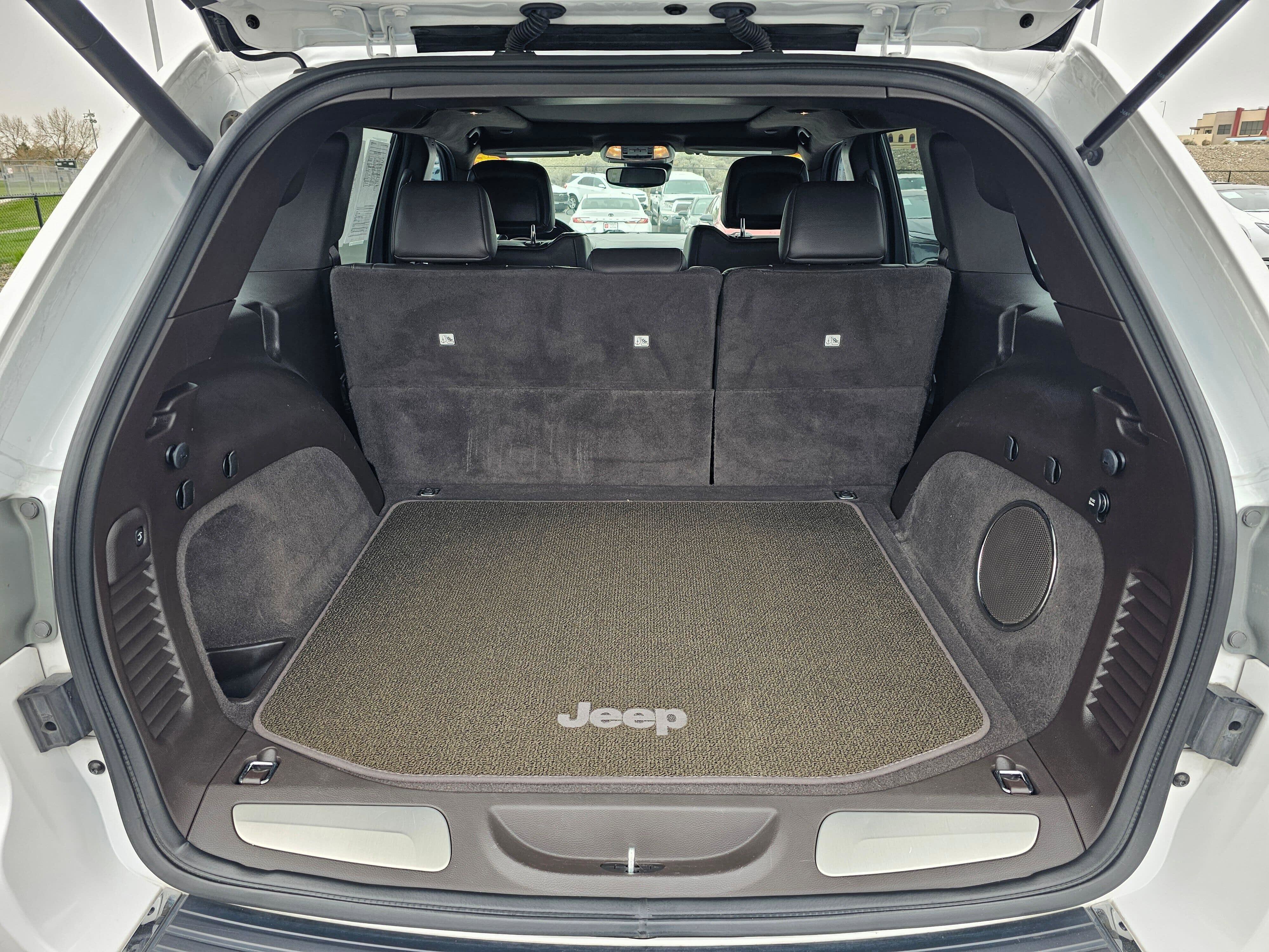 Used 2018 Jeep Grand Cherokee Summit w/ Skid Plate Group image 14