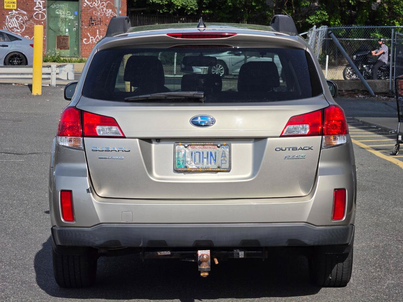 Used 2014 Subaru Outback 2.5i Limited w/ Moonroof Package AWD/4WD image 6