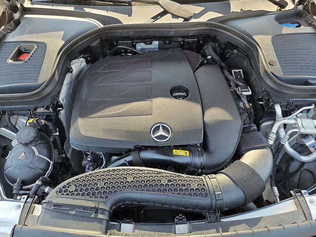 Certified 2022 Mercedes-Benz GLC 300 4MATIC Coupe image 10