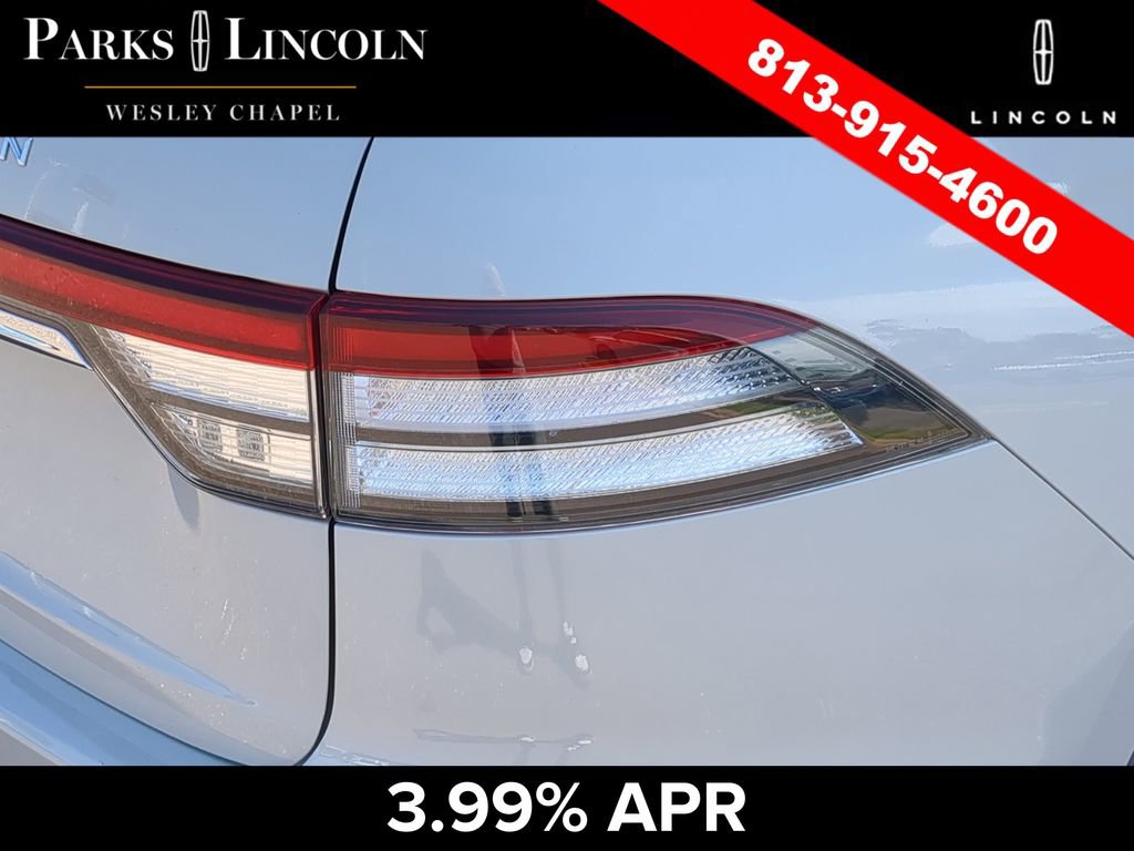 Used 2021 Lincoln Aviator Reserve w/ Elements Package Plus image 11