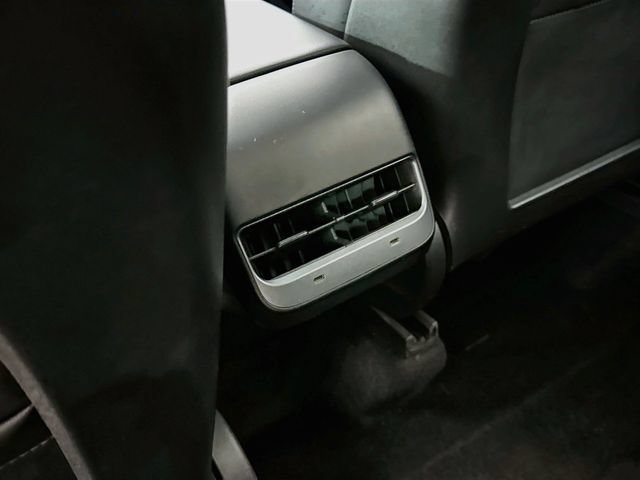 Used 2021 Tesla Model Y Performance AWD/4WD image 26