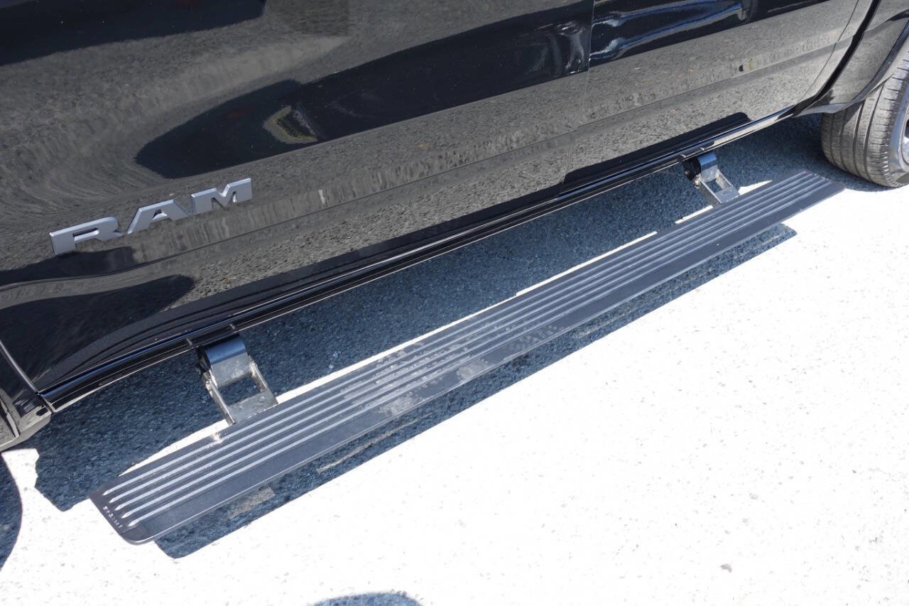 Used 2024 RAM 1500 Limited image 9