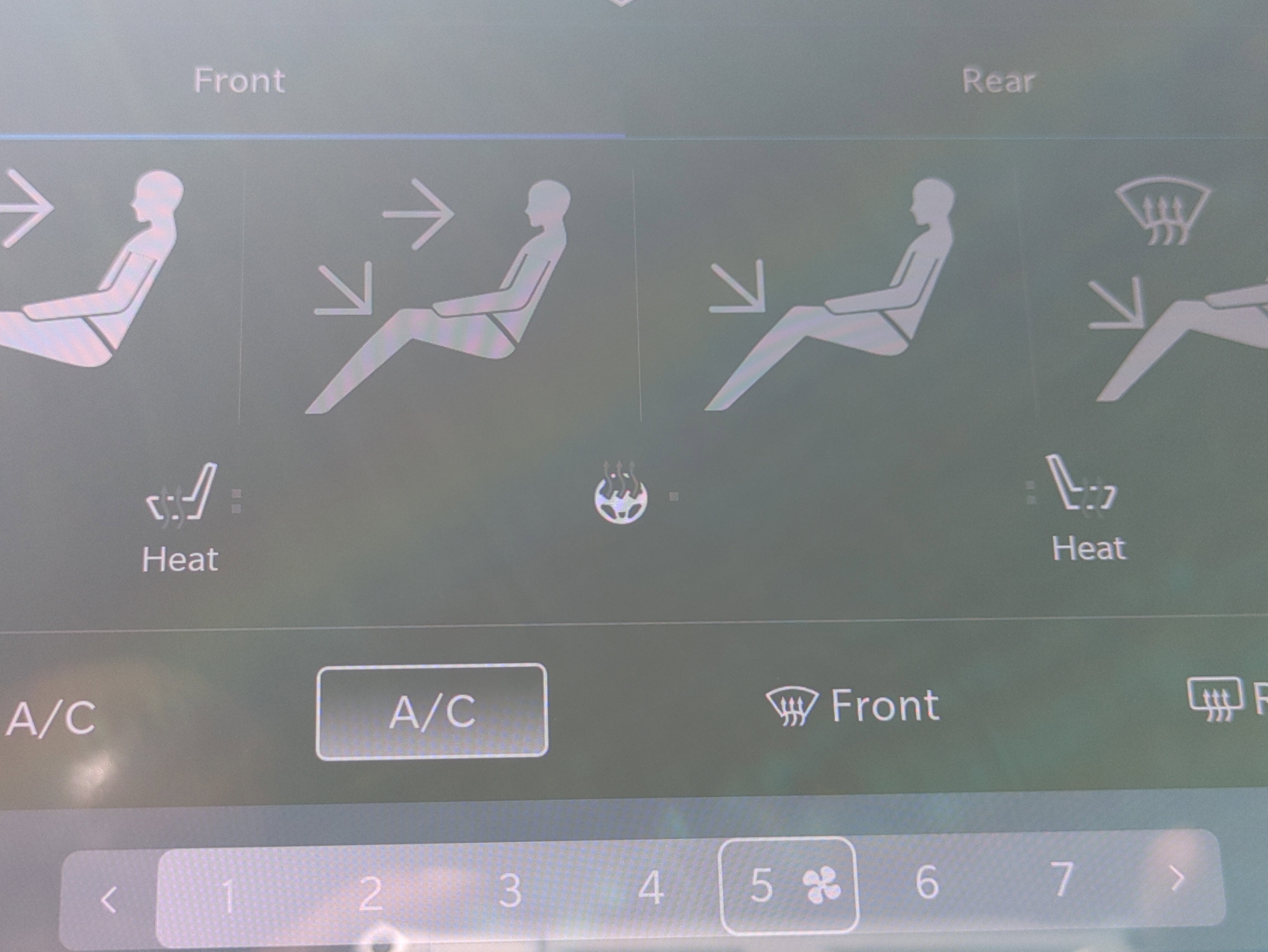 Certified 2024 Chrysler Pacifica Select image 25