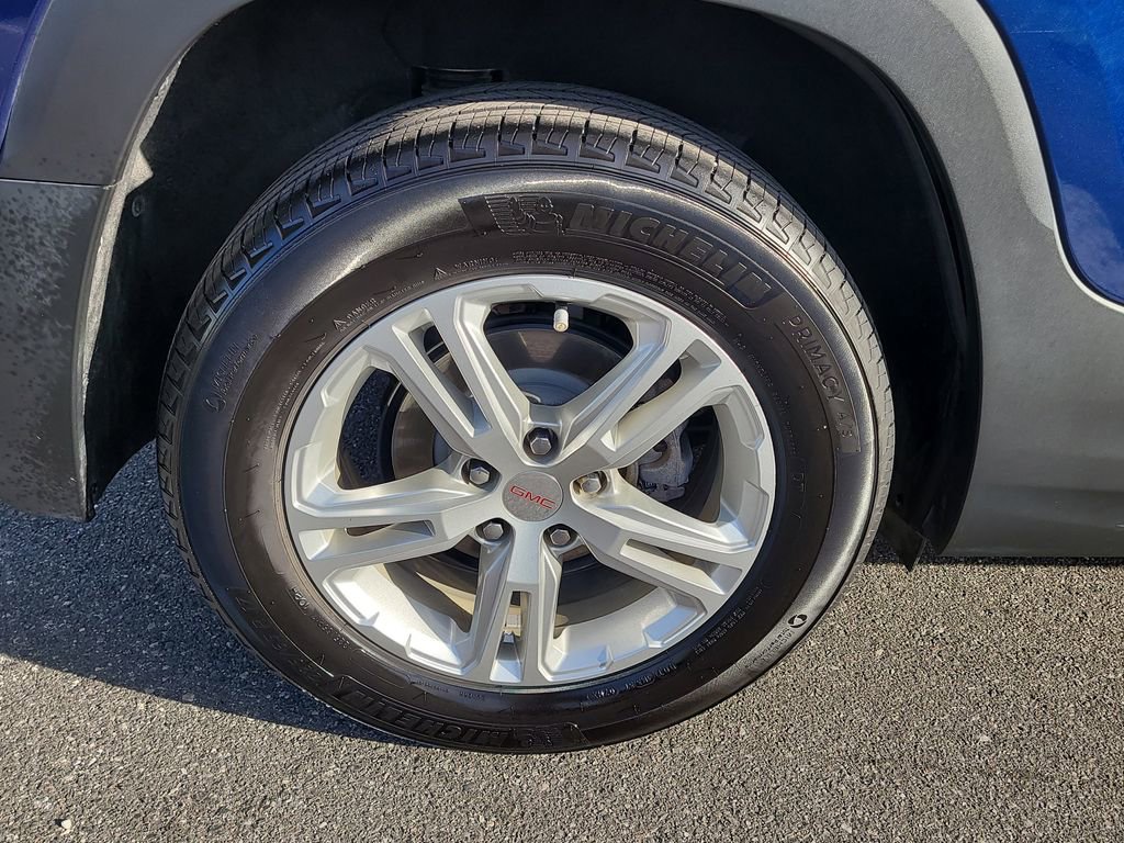 Used 2022 GMC Terrain SLE w/ Driver Convenience Package image 5