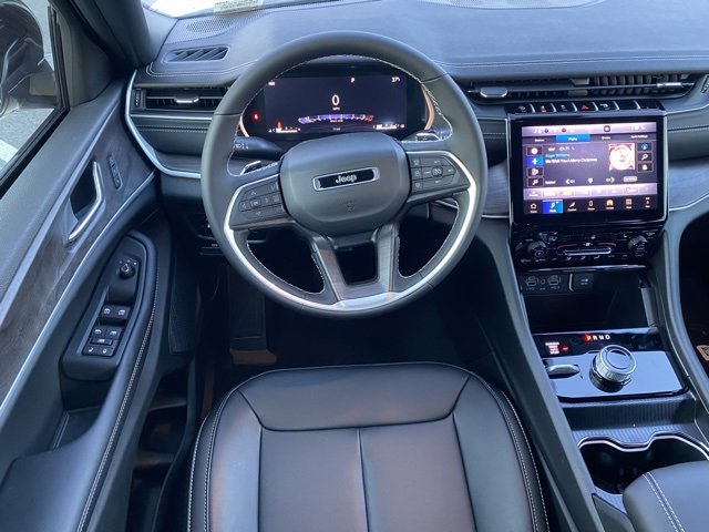 New 2025 Jeep Grand Cherokee Limited image 57