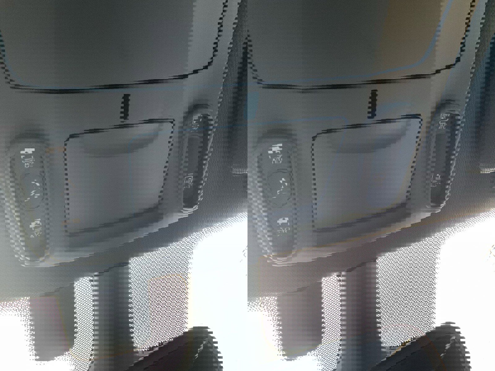 Used 2021 Chrysler Pacifica Touring-L w/ Premium & Safety Sphere Group image 15