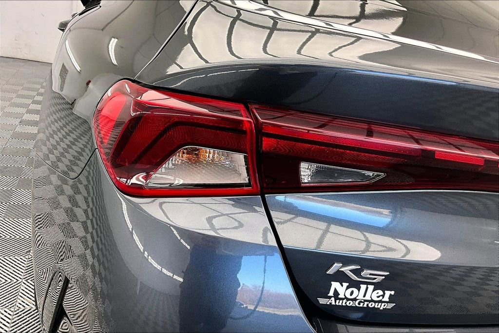 Used 2021 Kia K5 EX image 30