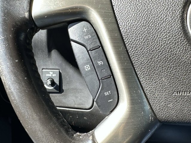 Used 2018 Chevrolet Express 2500 w/ Driver Convenience Package RWD image 20