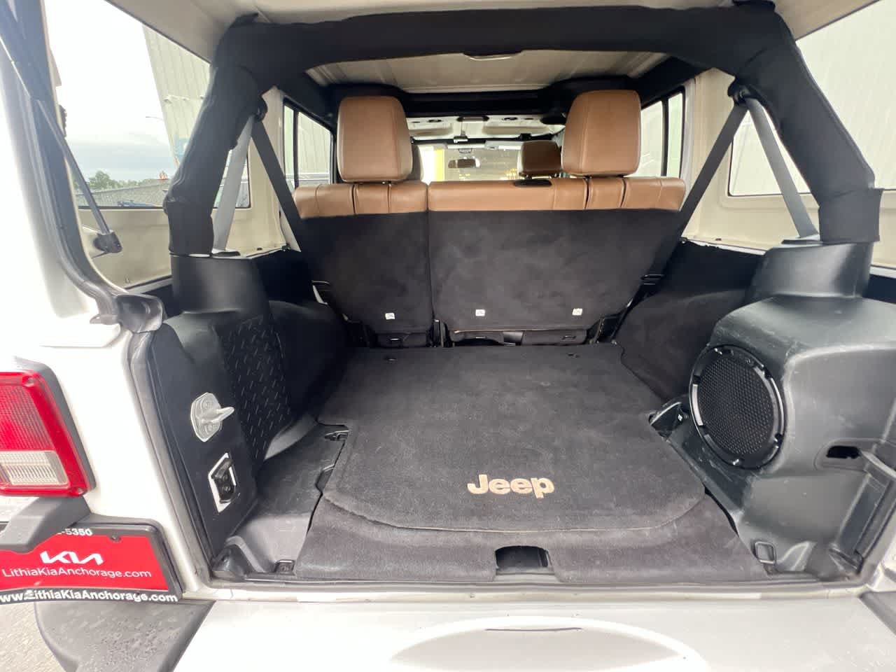 Used 2012 Jeep Wrangler Unlimited Sahara AWD/4WD image 24